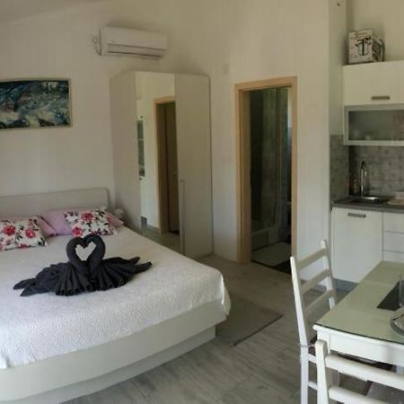 Apartmani Bolero - Obiteljski Odmor Βόντιτσε Εξωτερικό φωτογραφία